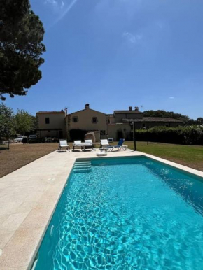 Masía Can Pitu en Costa Brava con piscina